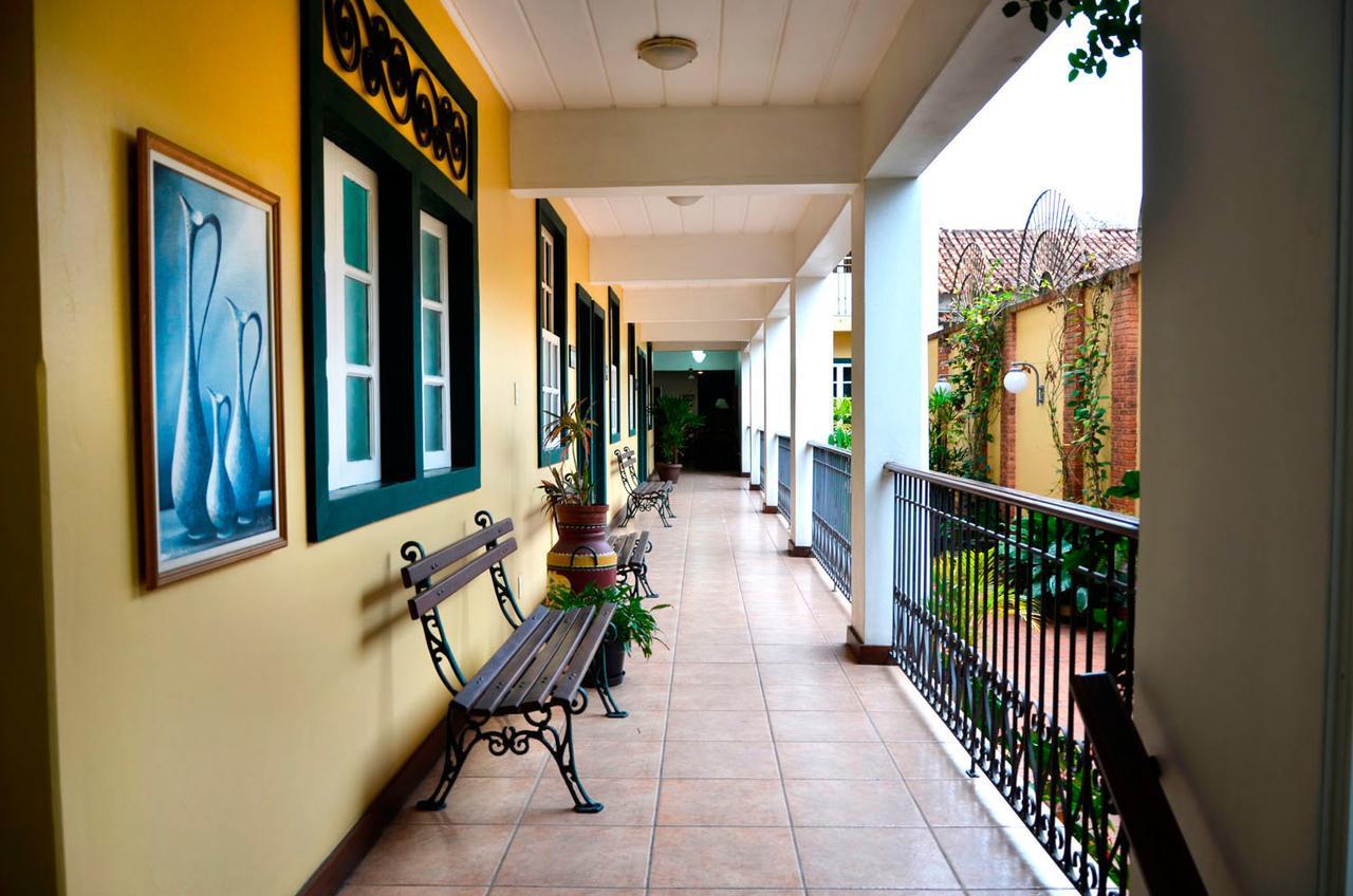 Casa Do Manequinho Hotel E Restaurante Piraí Екстериор снимка
