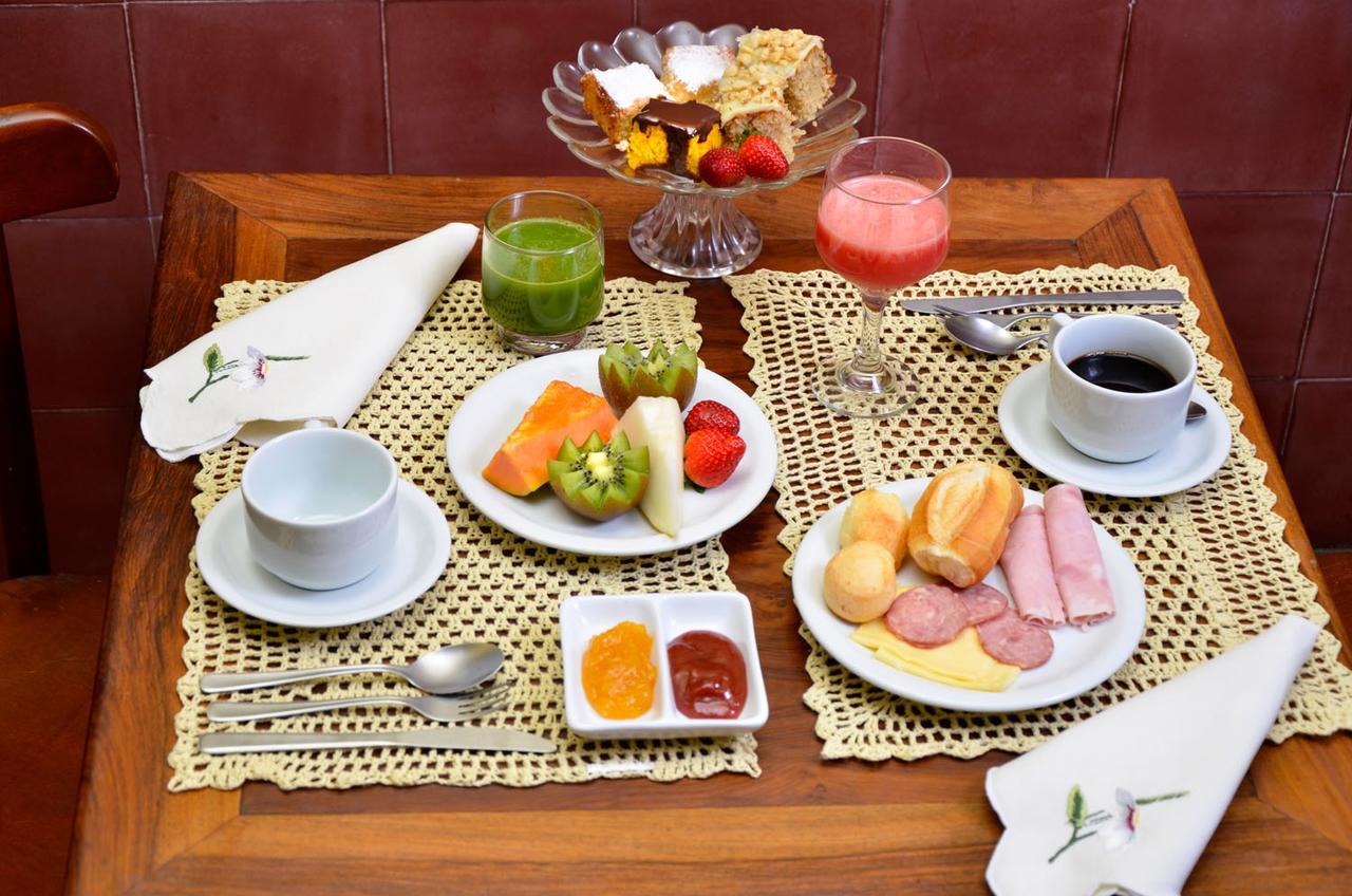 Casa Do Manequinho Hotel E Restaurante Piraí Екстериор снимка